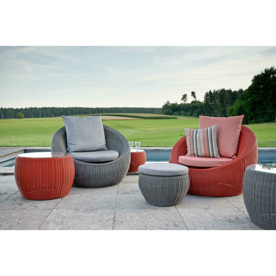 stern-loungesessel-anny-gestell-aluminium-geflecht-rot-kissen-cherry2-900x900.jpg